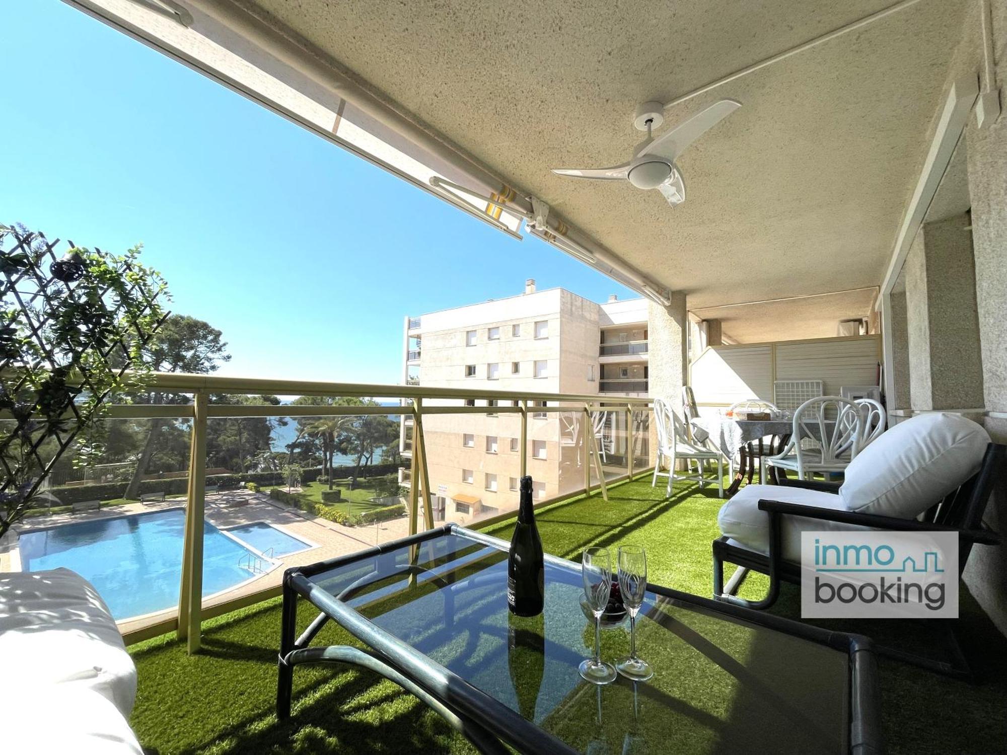 Sun Beach Cala Dorada 萨洛 外观 照片